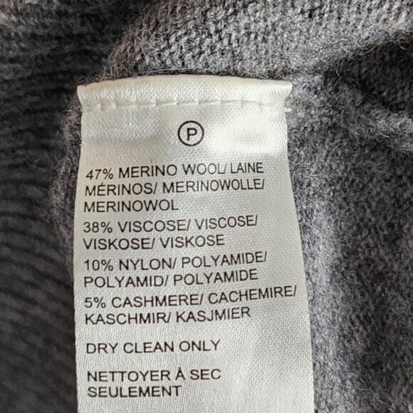Saks Fifth Avenue Merino Wool & Cashmere Gray Crewneck Sweater | Size M - Picture 6 of 6